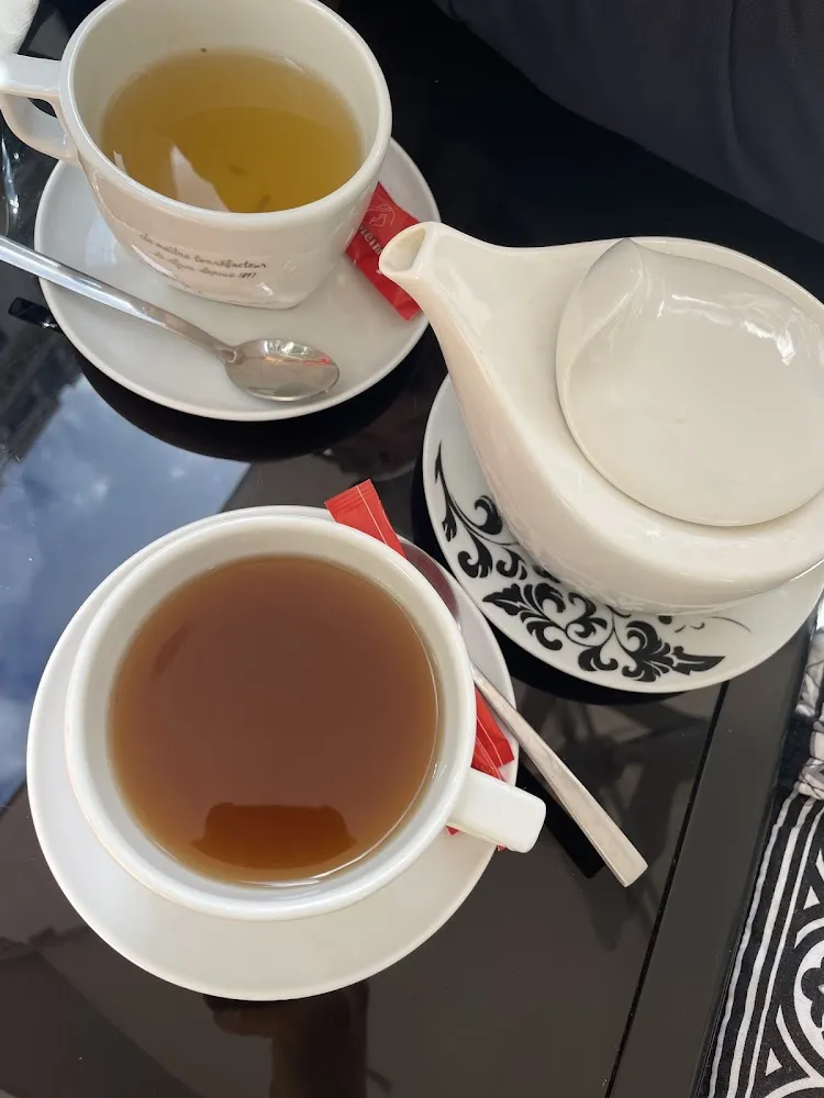 Ginger Tea and Green Tea